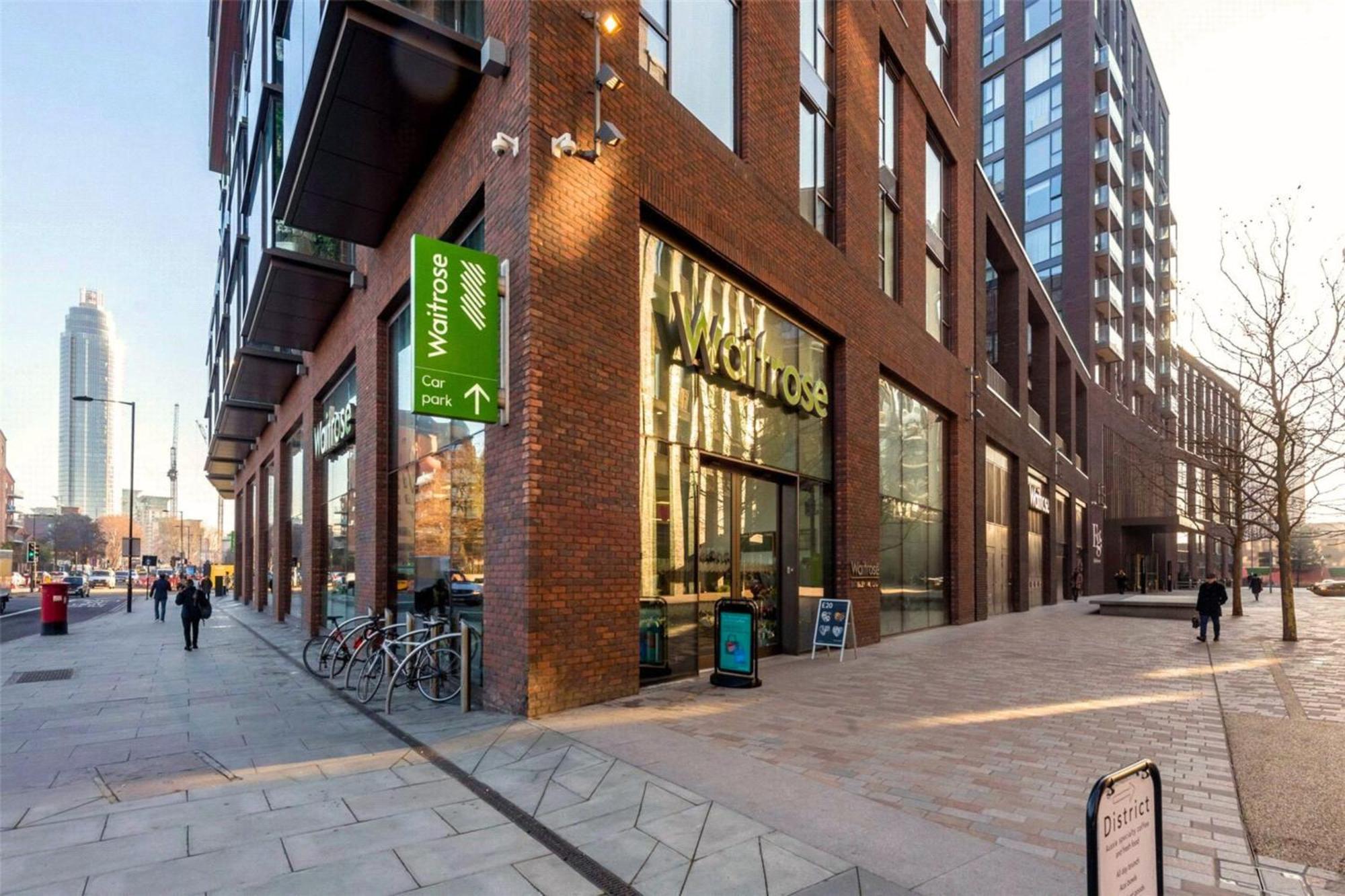 Battersea Power Station - Winter Garden Balcony & 1Gb Wifi - Luxurylondonstays エクステリア 写真